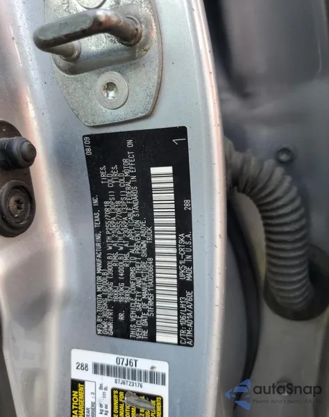 2010 Toyota Tundra Double Cab Sr5 z USA, uszkodzony, nr VIN 5TFRM5F11AX006648